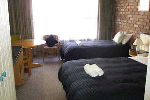 Farnham Court Motel - Accommodation Australia 5