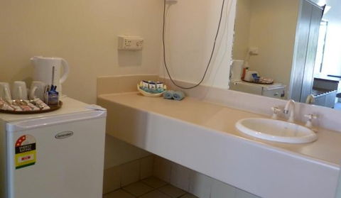 Alice Motor Inn - Local Tourism 3