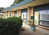 HIWAY 8 MOTOR INN - Accommodation Australia 2