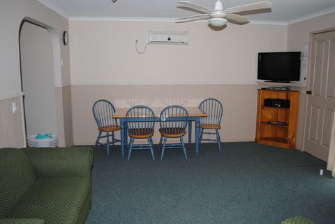 Lakes Entrance Country Cottages - Accommodation Australia 5