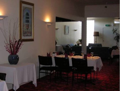 Peninsula Motor Inn And Tyabb Fly Inn - Accommodation Australia 2