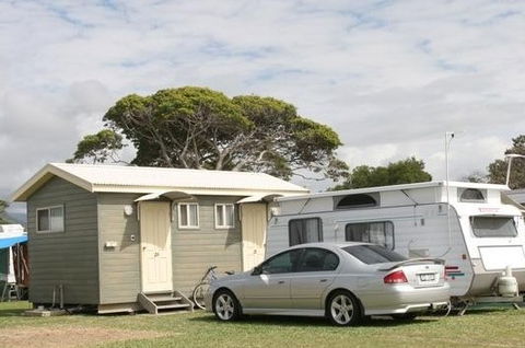 BIG4 Rollingstone Beach Caravan Resort - Local Tourism 2