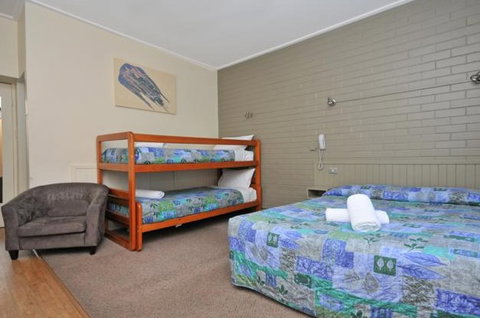 The Elm Motel - Accommodation Australia 3