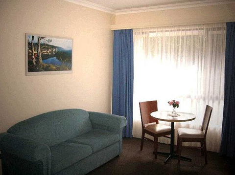 Victoria Lodge Motor Inn And Apartments - Accommodation Australia 4