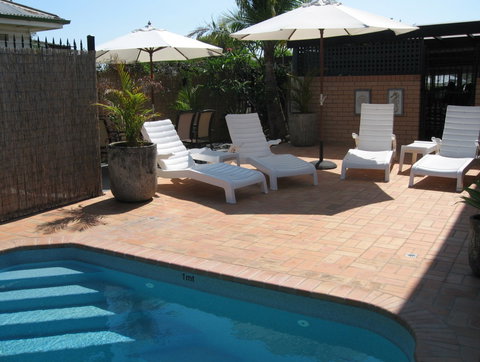 Golden Harvest Motor Inn - Accommodation Australia 4