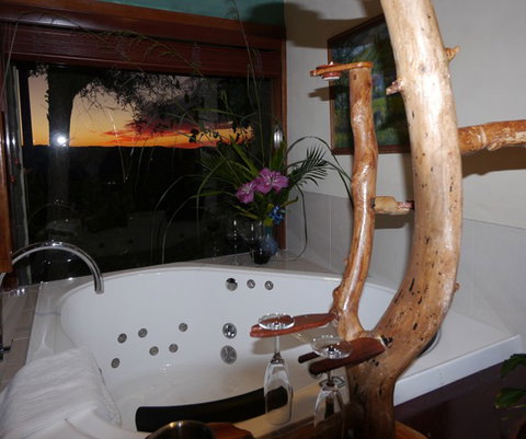 Lillypillys Cottages & Day Spa - Accommodation Australia 7