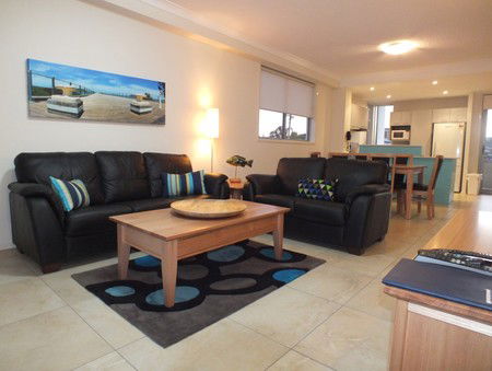 Pacific Marina Apartments - Local Tourism 0