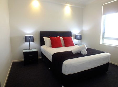 Pacific Marina Apartments - Local Tourism 7