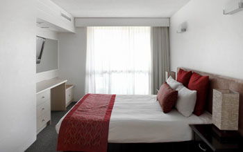 Hotel Laguna - Australia Shopping 6