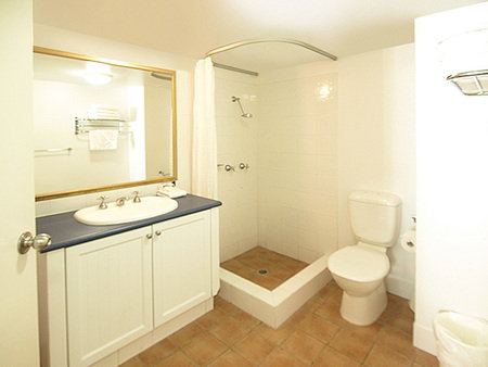 Oaks Calypso Plaza - Accommodation Australia 4