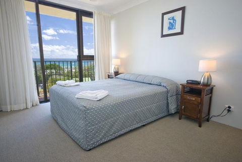 Majorca Isle Beachside Resort - Local Tourism 1