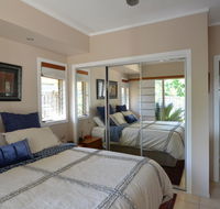Hastings Cove Holiday Apartments - Local Tourism
