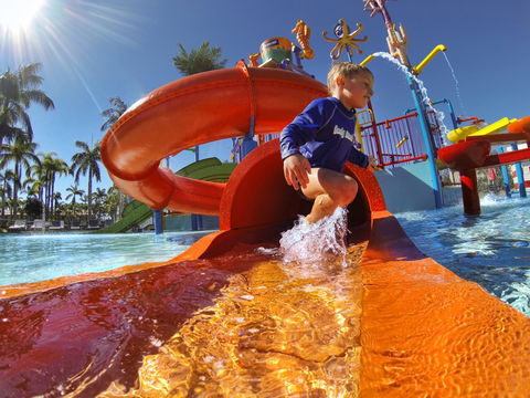 Oaks Oasis - Accommodation Australia 2