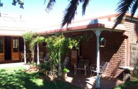 Nthaba Cottage - Accommodation Australia 4