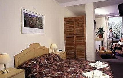 Alice Springs Plaza Hotel - Australia Shopping 2
