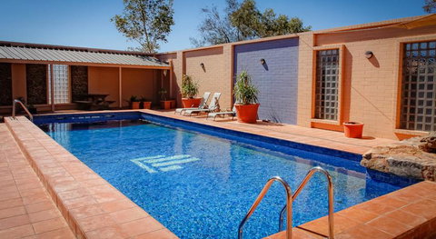 Desert Cave Hotel - Accommodation Australia 0