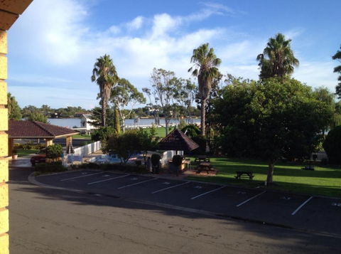 Lake View Motel - Accommodation Australia 6