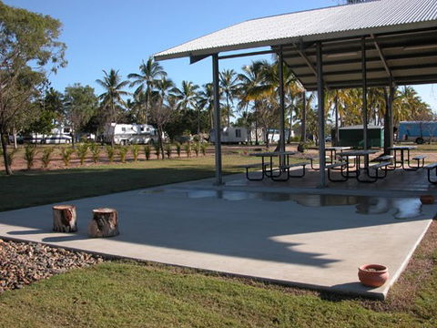 Bowen Village Caravan & Tourist Park - Accommodation Australia 3