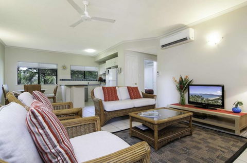 Bay Villas Resort Port Douglas - Australia Shopping 6