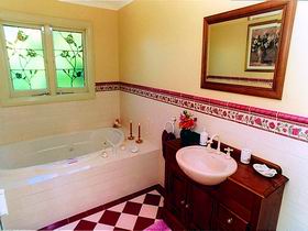 Frieda's Cottage - Local Tourism 0
