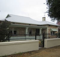 Naracoorte Cottages - MacDonnell House - Accommodation Australia