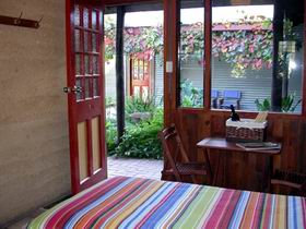 Red Poles - Accommodation Australia 0