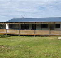 Surfin Sceales Beach House - Local Tourism