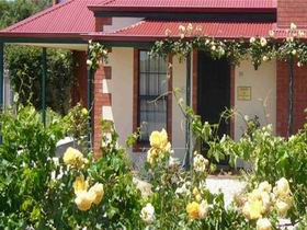 Wine And Roses Bed And Breakfast - Accommodation Australia 0