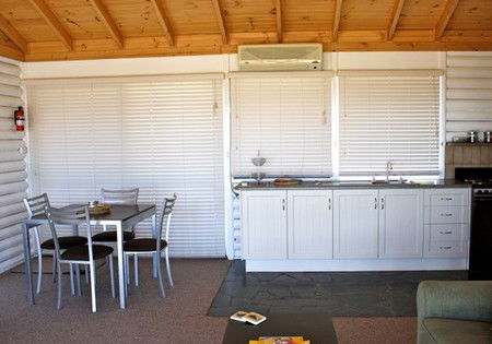 ArtWine Cottages - Local Tourism 4