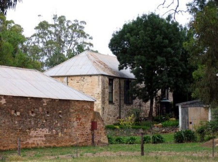 Devonshire House - Accommodation Australia 3