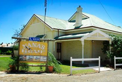 Black Jack Get-a-way - Magpies Nest - Local Tourism 1