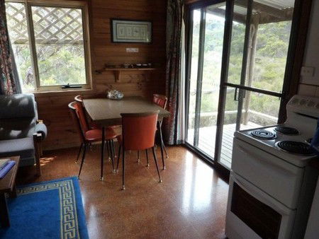 Raven Cottage - Accommodation Australia 4