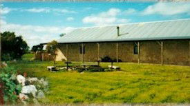 Mt Dutton Bay Woolshed Hostel - Local Tourism 2