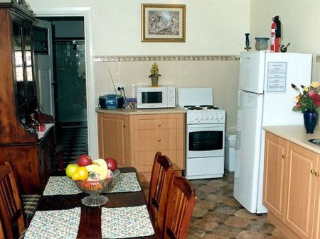 Clara's Cottage - Accommodation Australia 3