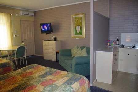 Lake View Apartments - Accommodation Australia 1