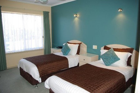 Lake View Apartments - Accommodation Australia 4