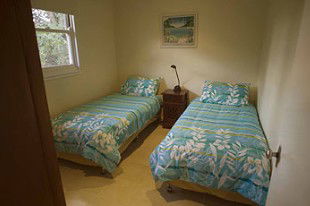 Ava Holiday Beach House - Local Tourism 3