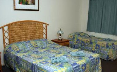 Lake Bennett Resort - Accommodation Australia 1