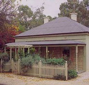 Miriams Cottage - Accommodation Australia
