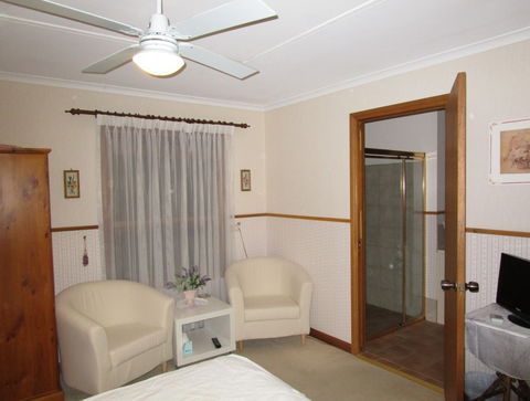 Southern Vales Bed And Breakfast - Accommodation Australia 3