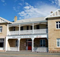 Port Elliot Beach House YHA - Accommodation Australia