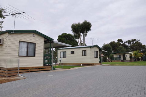 Avoca Dell Caravan Park - Accommodation Australia 4