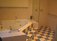 Naracoorte Cottages - MacDonnell House - Local Tourism 4