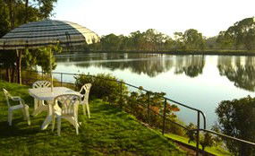 Riverfront Retreat - Local Tourism 5