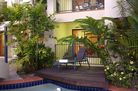 Meridian Port Douglas - Australia Shopping 6