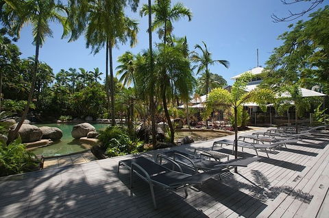 Rendezvous Reef Resort - Australia Shopping 3