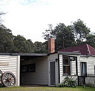 Glenbrook House and Cottage - Local Tourism