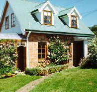 Conmel Cottage - Accommodation Australia