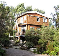 Piners Loft - The - Accommodation Australia