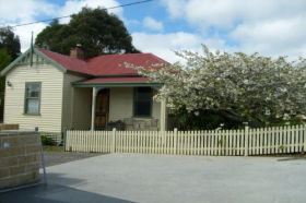 McIntosh Cottages - Accommodation Australia 0